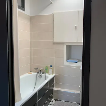 Duplex Marche De Talensac Au Coeur De Nantes *