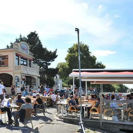 Duplex Marche De Talensac Au Coeur De Nantes