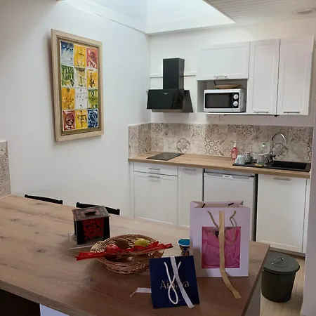 Apartment Duplex Marche De Talensac Au Coeur De Nantes